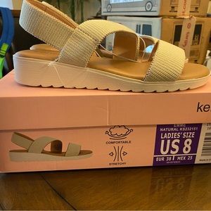 Brand new with tags ladies Kensie sandals beige natural